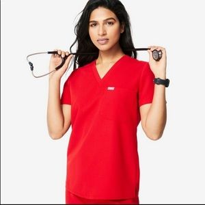 NWT FIGS Catrina One-Pocket Scrub Top in POP RED